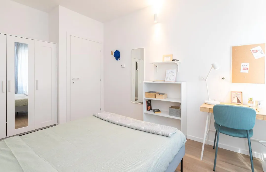 Joivy Solari Tolstoj Apartments-1